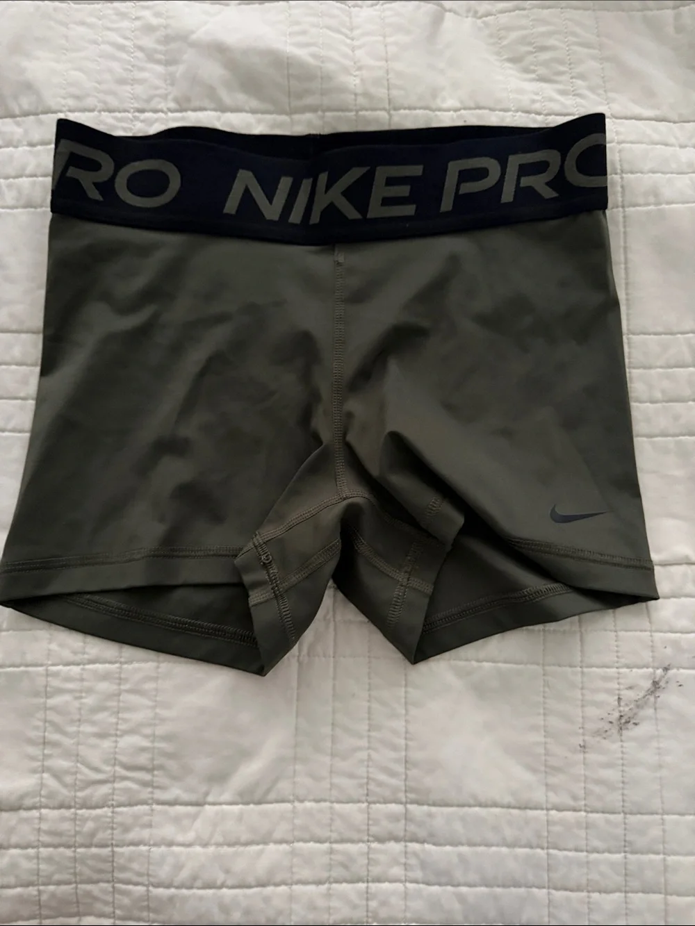 Nikepro womens small.